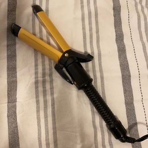 CONAIR hair curler and straightener (2 in 1)